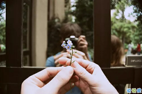 一個人過新年的傷感說說 心里不是滋味難過的說說句子2