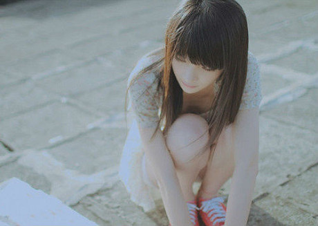 悄無聲息的默默暗戀一個人的傷感心情說說帶圖片13