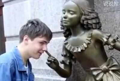 微信搞笑說說別人必評(píng)