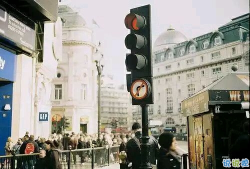 時間和愛情哪個更彌久的愛情說說 時間可能讓我們忘了愛情的說說2