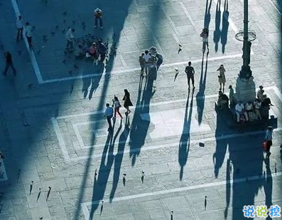 2019最新微信經(jīng)典短句 今年很流行的經(jīng)典語(yǔ)錄1