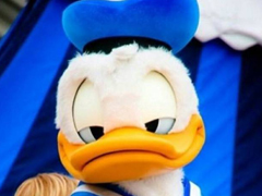 校園搞笑說說青春活力十足 生氣的時(shí)候千萬別沖我笑