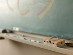 下雨天一個(gè)人心情感到沮喪的個(gè)性說(shuō)說(shuō) 一個(gè)人孤獨(dú)的個(gè)性說(shuō)說(shuō)大全