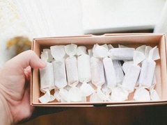 關(guān)于友情的經(jīng)典個(gè)性說說 友誼天長(zhǎng)地久的個(gè)性說說