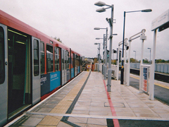 很有哲理的英文個(gè)性說說帶翻譯 有道理的精辟英文說說