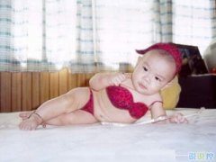 搞笑的說(shuō)說(shuō)段子：你說(shuō)一句操，我就在心里默默為你鋪好了床