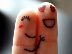 經(jīng)典搞笑的QQ說說：一個(gè)人怕孤獨(dú)，兩個(gè)人怕懷孕