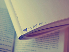 適合女生發(fā)的愛情唯美宣言 真實(shí)感受到幸福的說說心情短語