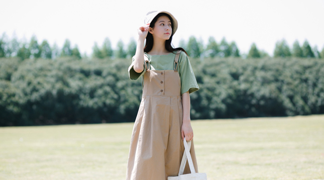 抖音比水還干凈的句子帶圖片精選14條 簡(jiǎn)單又干凈的唯美說(shuō)說(shuō)配圖