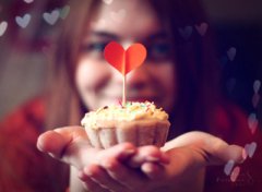 成熟說說帶圖片：感情不是說說而已，我們已經(jīng)過了耳聽愛情的年紀(jì)