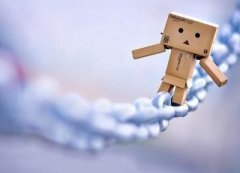 有哲理的句子帶圖片：有本事任性的人，也要有本事堅強