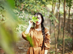 關(guān)于愛(ài)情中甜蜜和欣喜的說(shuō)說(shuō)帶圖片 承蒙你出現(xiàn)夠我喜歡好多年