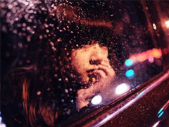 讓人聽了心酸淚目的一些話帶圖片 看完瞬間眼紅忍不住想哭