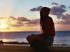 適合深夜心情不好孤獨(dú)寂寞時(shí)候發(fā)的圖片說說 喜歡你是一場(chǎng)漫長(zhǎng)的失戀