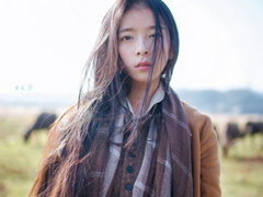 2018女生傷感難過(guò)圖片說(shuō)說(shuō) 我愛(ài)你愛(ài)了整整一個(gè)曾經(jīng)