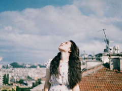 適合發(fā)說(shuō)說(shuō)的對(duì)一個(gè)人失望想放棄的傷感難過(guò)圖片和句子