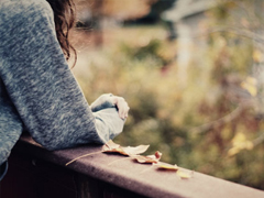 微信小清新英文句子傷感好聽(tīng)?zhēng)Хg 痛到極點(diǎn)的悲傷英文句子