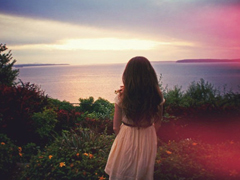 感到心很累很煩躁的愛情句子 愛情中的孤獨委屈句子