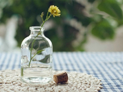 心很痛淚流不止的愛情傷感說說 心里在滴血的傷感說說