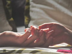 2019單身過情人節(jié)說說一個人很慘 情人節(jié)發(fā)的傷感微信說說