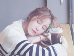 2018傷感現(xiàn)實(shí)的愛情說說大全 與深愛的人擦肩而過難免會(huì)心酸