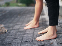 委屈和心里憋屈的說說 對一個人不值得的說說大全