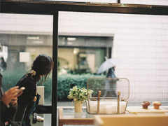 很傷感的非主流經(jīng)典傷感說(shuō)說(shuō) 一瞬間淚流滿(mǎn)面的傷感非主流說(shuō)說(shuō)