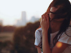 愛(ài)到痛了痛到哭了的傷感愛(ài)情說(shuō)說(shuō) 很難過(guò)快不能呼吸的憂傷說(shuō)說(shuō)