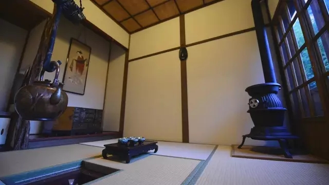 日本黎里古鎮(zhèn)水岸寒舍民宿，一起住進這座海邊