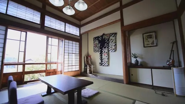 日本黎里古鎮(zhèn)水岸寒舍民宿，一起住進這座海邊