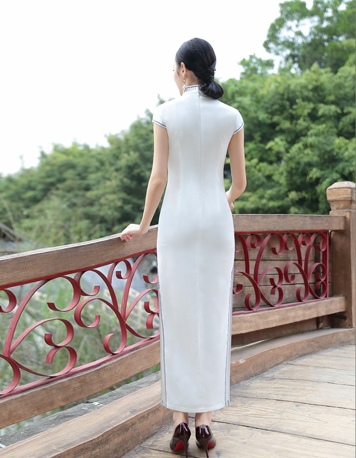 改良匠心啟航閱讀發(fā)現(xiàn)旗袍之美，復(fù)古中式旗袍