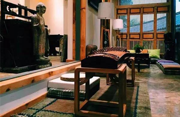 束河桃花塢，在茶馬古道浮生清閑陪父母慢慢變