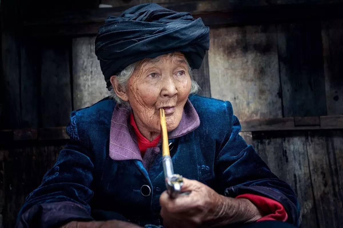 束河桃花塢，在茶馬古道浮生清閑陪父母慢慢變