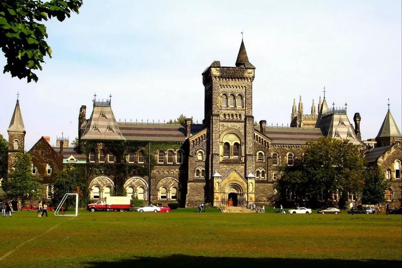 多村一號，在海外住進小別墅慢條思理地生活