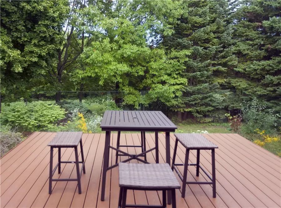 多村一號，在海外住進小別墅慢條思理地生活