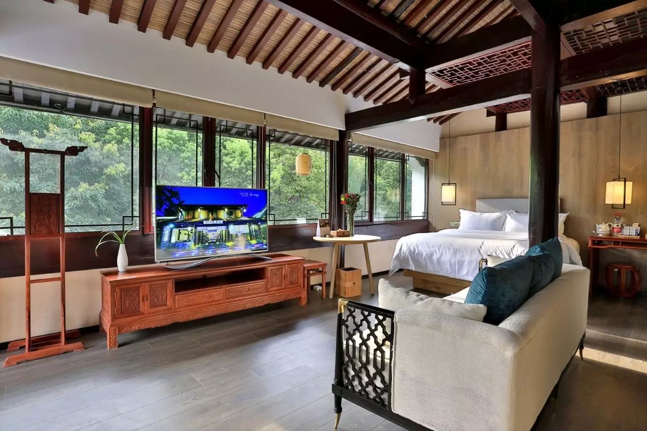 美豪西湖店，枕著西湖的美景入眠