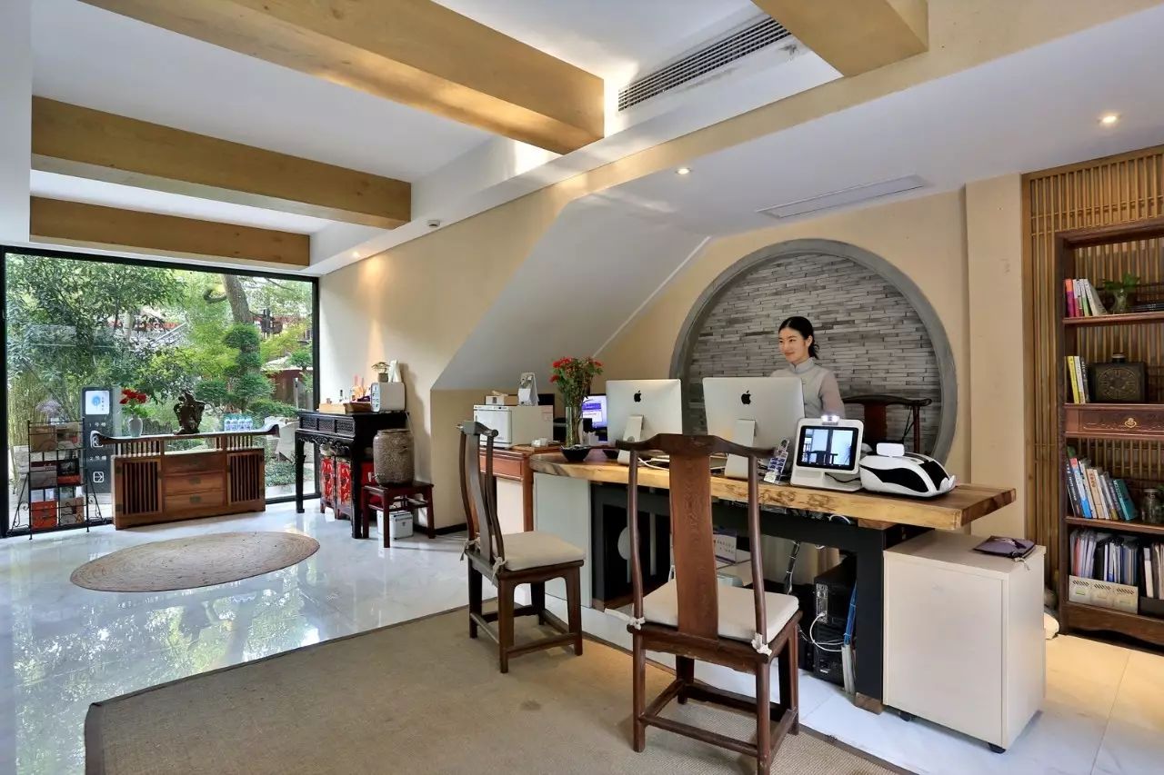 美豪西湖店，枕著西湖的美景入眠