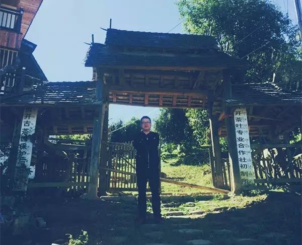 烏龍先生，用心做好茶發(fā)揚(yáng)博大精深的茶文化