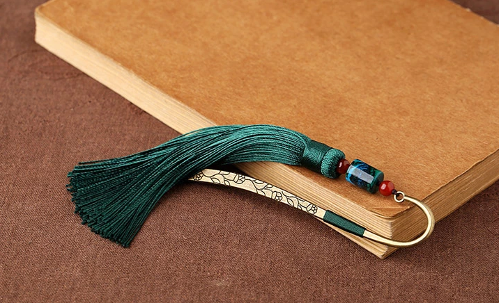 精美創(chuàng)意松石綠色流蘇古典書(shū)簽