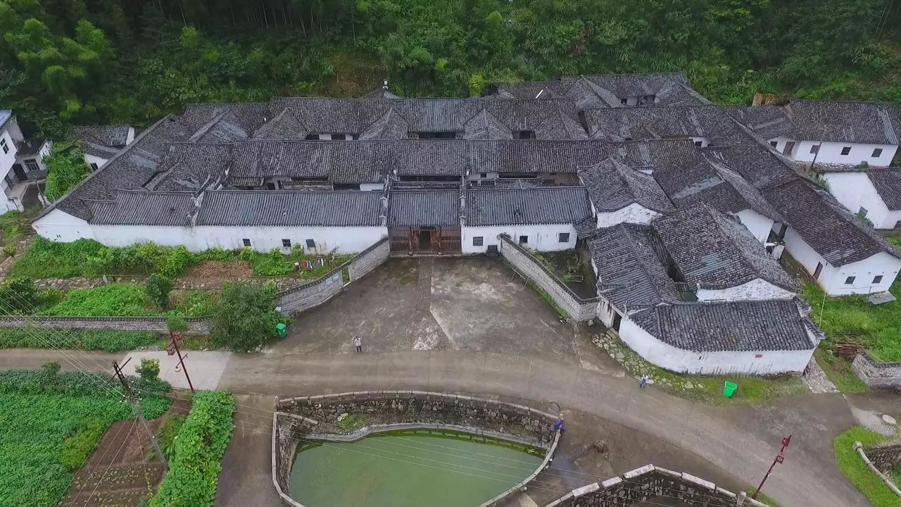 陌上·花溪堂，陌上花開笑顏傾城