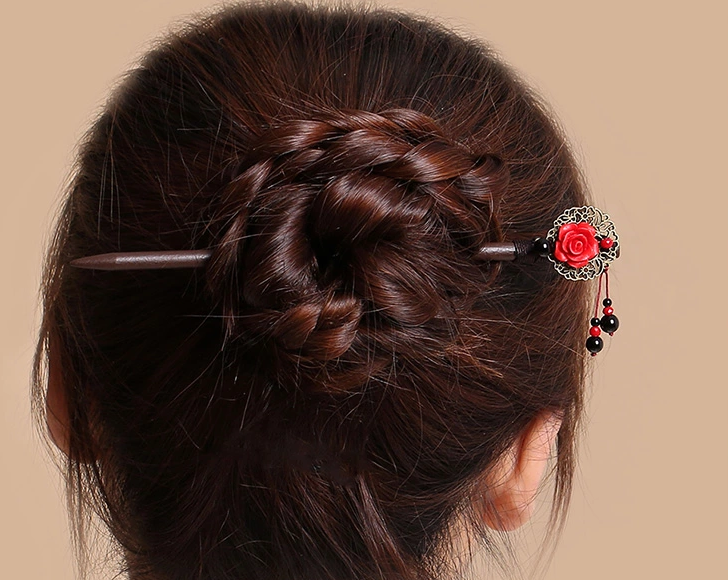 復古匠心啟航閱讀古典簪子新娘頭飾