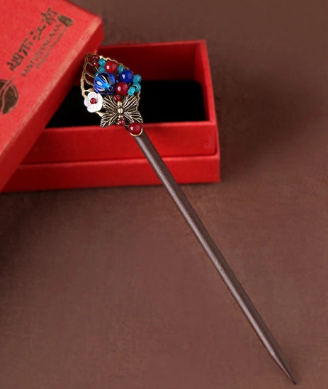 復古盤發(fā)頭飾手工木簪子