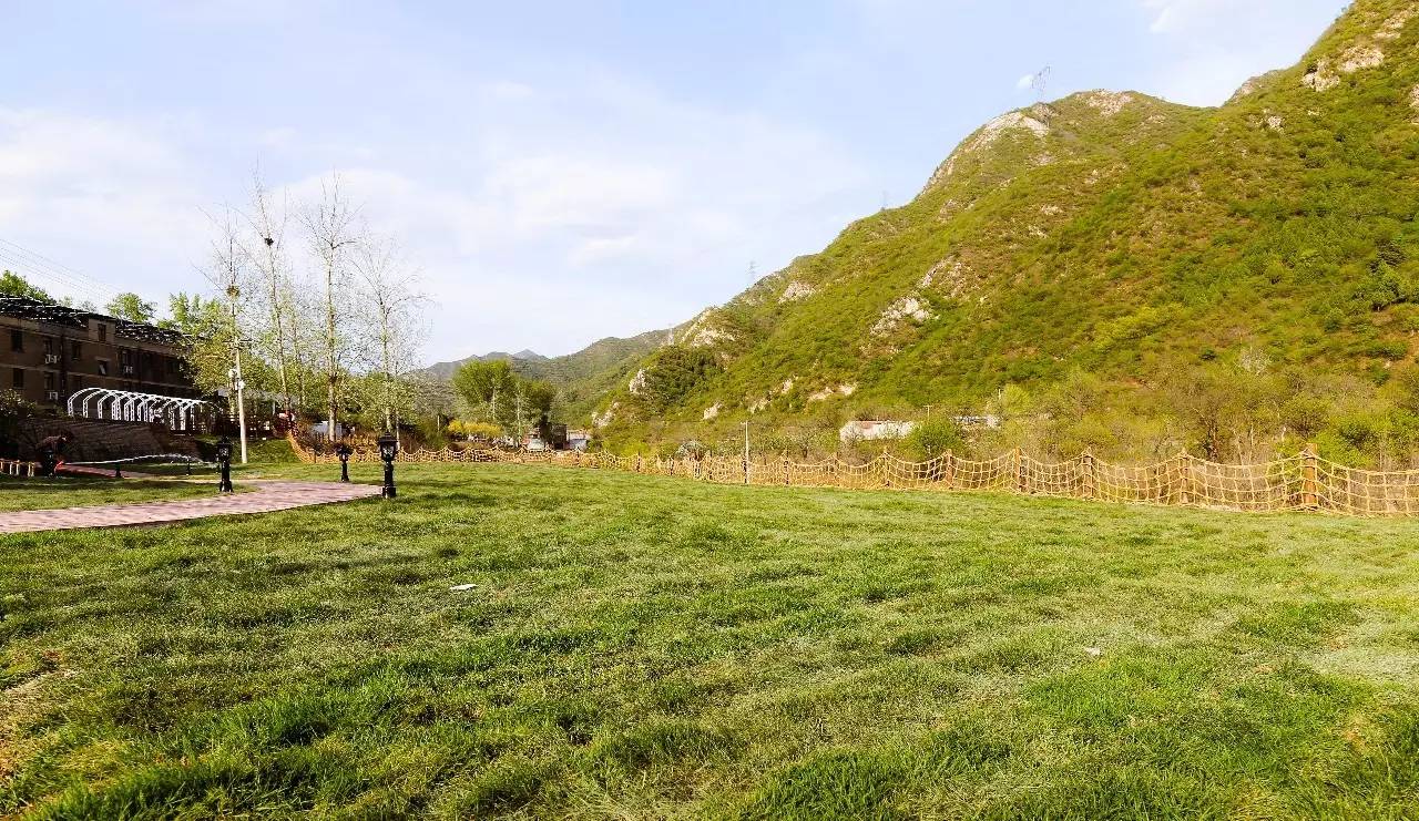 北京金岳臺溫泉酒店，承載著上個世紀的老磚樓