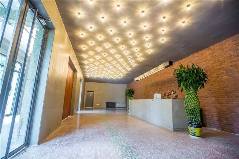 北京金岳臺溫泉酒店，承載著上個世紀的老磚樓