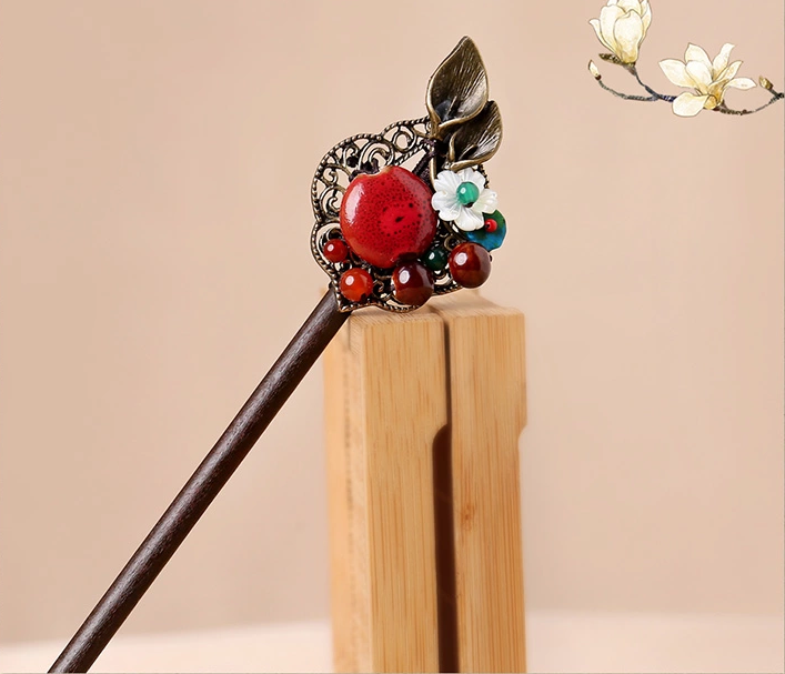 古典長(zhǎng)發(fā)發(fā)簪頭飾匠心啟航閱讀木簪子