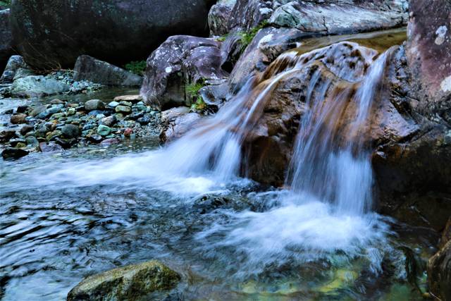 云門(mén)山居，雕琢廚藝隱居世外匠心如一