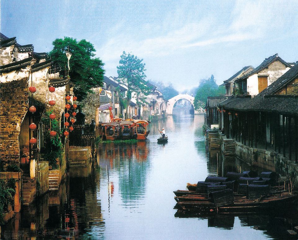 塘棲古鎮(zhèn)小茶姑娘，古鎮(zhèn)溪邊沐浴清風滌蕩心靈