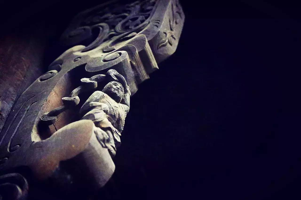 塘棲古鎮(zhèn)小茶姑娘，古鎮(zhèn)溪邊沐浴清風(fēng)滌蕩心靈