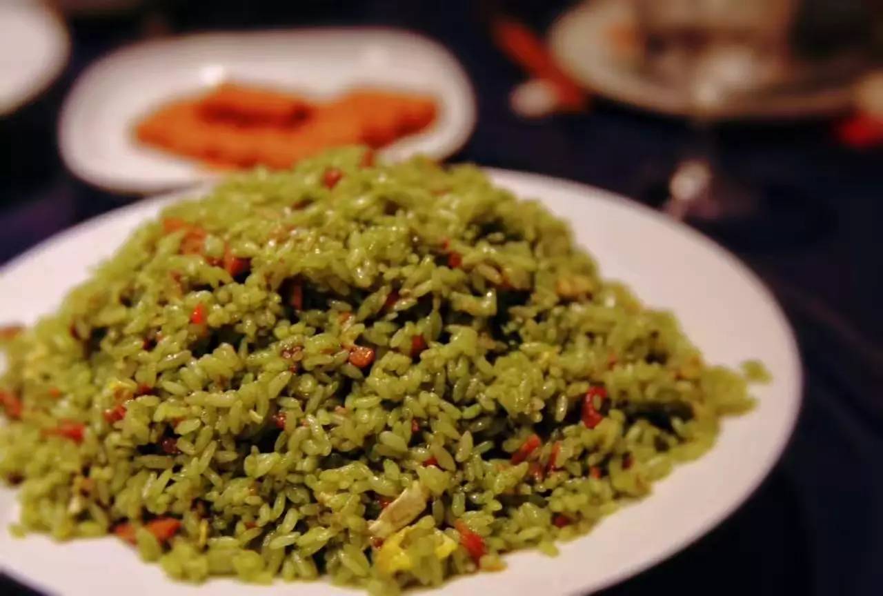 塘棲古鎮(zhèn)小茶姑娘，古鎮(zhèn)溪邊沐浴清風(fēng)滌蕩心靈