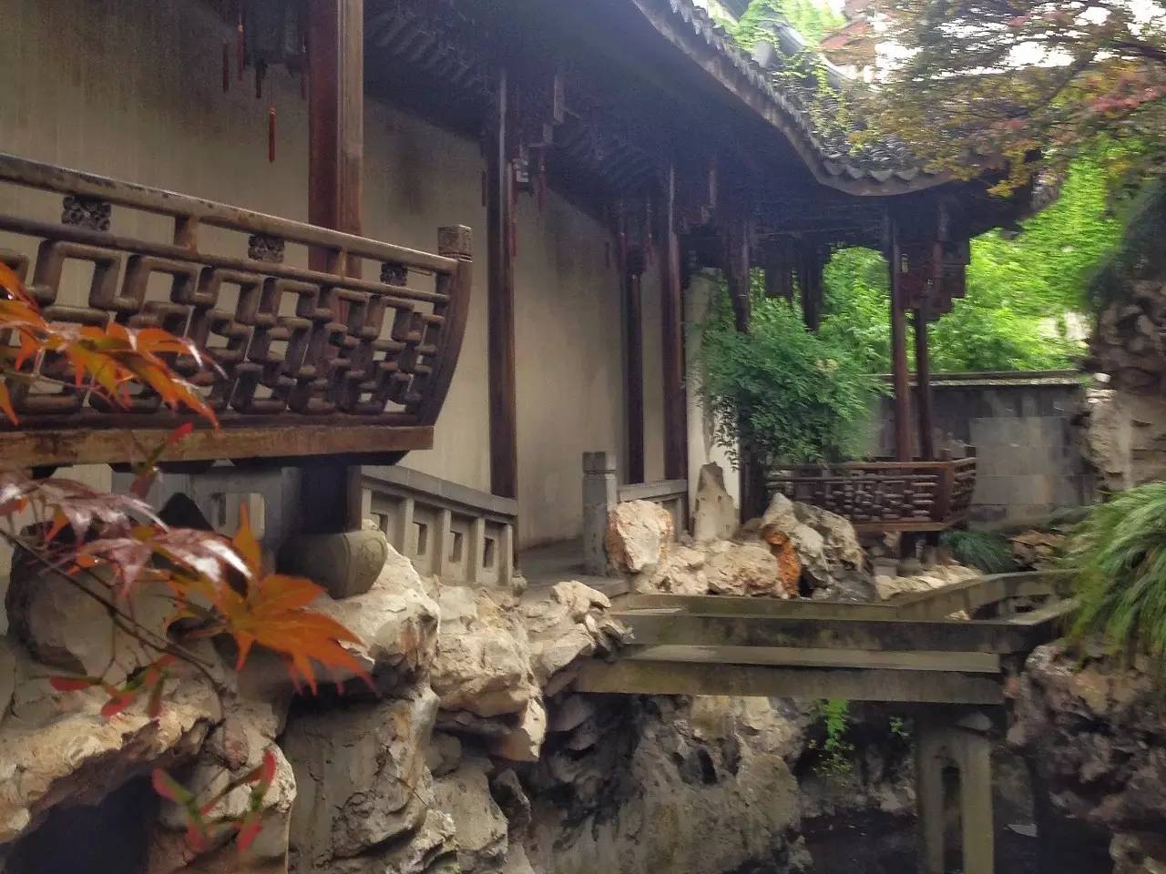 江南豪宅，淺談用紫檀和花梨木建的胡雪巖故居